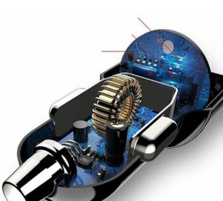 12–24V Szivargyújtós USB 3.1A + Type-C Autós Töltő (15W)